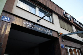 Melange Apartments & Rooms